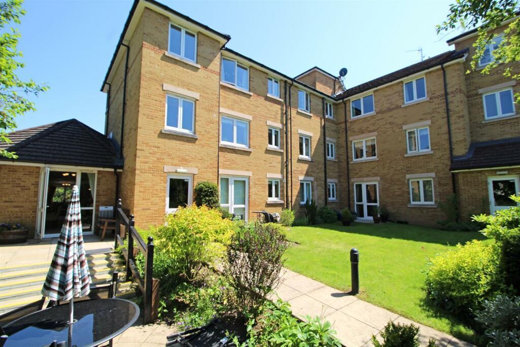 1 bed property in Cavendish Road, Sutton